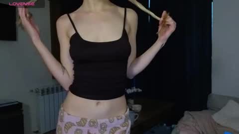 Snapshot of sexycocobutt chatting on 11.14.25 Sophia online show from 11.14.25