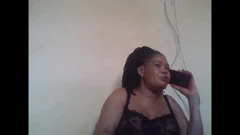 Snapshot of sexydove2 chatting on 05.26.26 EMILY online show from 05.26.26