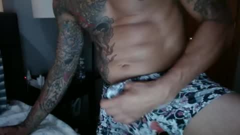 Snapshot of sexyfitdaddy chatting on 06.26.26 Sexy Fit Daddy online show from 06.26.26