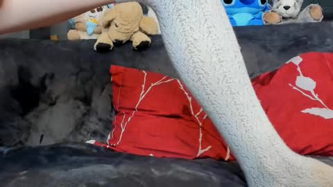 Ari online show from 12.18.25