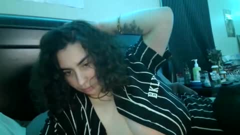 ETERNAL GODDESS WOMAN  online show from 01.26.25