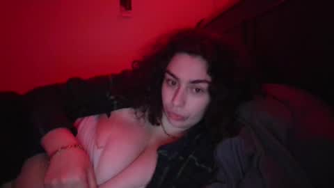 ETERNAL GODDESS WOMAN  online show from 02.04.25