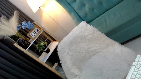 JENNY online show from 01.01.25