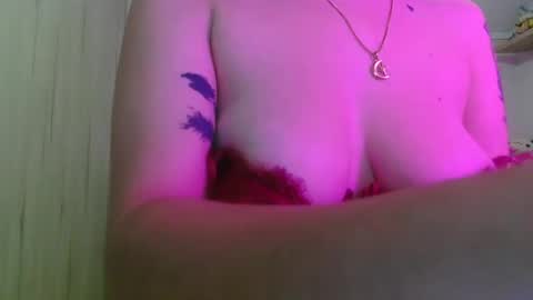 Snapshot of sexyjessicavega chatting on 05.11.26 sexyjessicavega online show from 05.11.26
