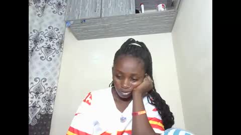 JOAN online show from 02.02.26