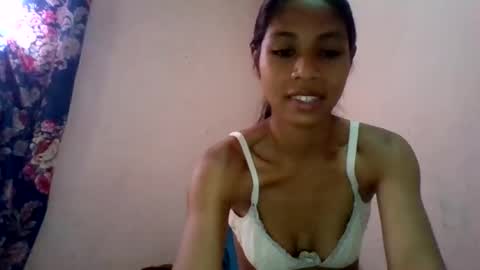 Snapshot of sexyjolie586 chatting on 07.29.26 sexyjolie586 online show from 07.29.26