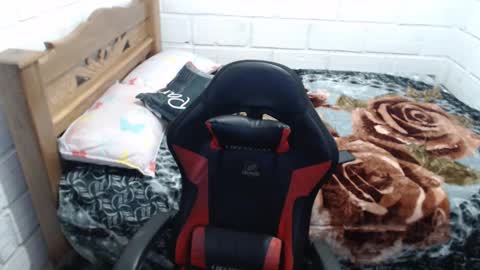 sexyjustin202 online show from 03.12.25