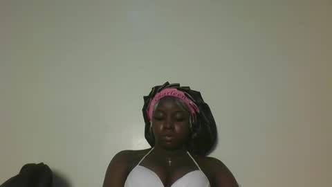 Snapshot of sexykitten201 chatting on 05.14.26 sexykitty online show from 05.14.26