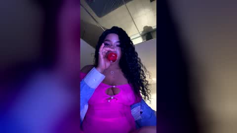 SEXYLATINCOUPLE online show from 02.14.26