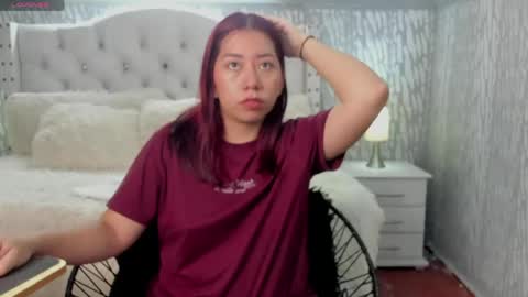Snapshot of sexylaurita4u chatting on 04.28.26 laura online show from 04.28.26