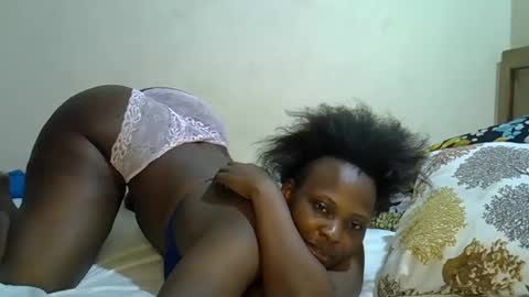 Snapshot of sexylinaa_ chatting on 02.21.25 Sexylina online show from 02.21.25