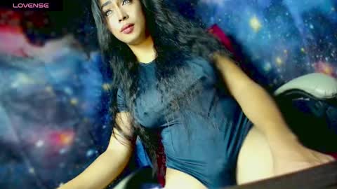 Snapshot of sexylongcockbunny chatting on 11.21.25 April online show from 11.21.25