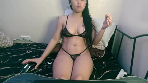 Lily online show from 12.02.24