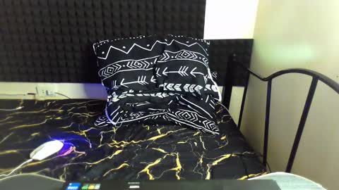 Lily online show from 11.12.25