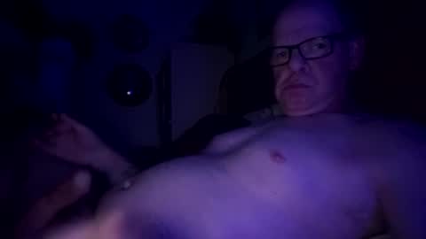 Snapshot of sexyloveman1 chatting on 12.08.24 SexyLoveMan online show from 12.08.24