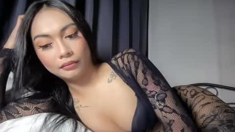 Snapshot of sexylovesappira chatting on 06.03.26 maxine online show from 06.03.26
