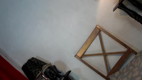 Queen Sofia online show from 03.02.25