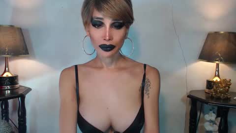 Queen Sofia online show from 05.11.26