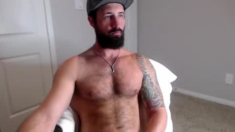 Snapshot of sexymanmk26 chatting on 02.09.25 lets go private im ready to play pvt cum online show from 02.09.25