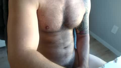Snapshot of sexymanmk26 chatting on 10.29.25 lets go private im ready to play pvt cum online show from 10.29.25