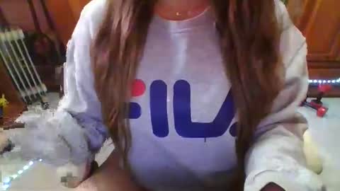 Snapshot of sexymisss24 chatting on 05.22.26 sexymisss24 online show from 05.22.26