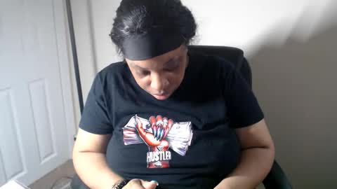 SexyMona online show from 05.23.26