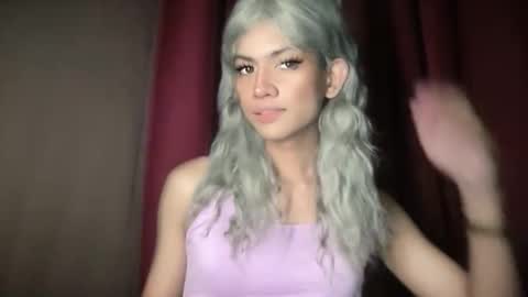 Snapshot of sexynakedweapon chatting on 05.18.26 LIEZEL online show from 05.18.26