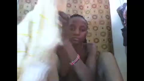 Snapshot of sexyneedle22 chatting on 02.08.25 VIVIAN online show from 02.08.25