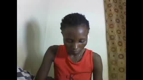 Snapshot of sexyneedle22 chatting on 02.23.25 VIVIAN online show from 02.23.25