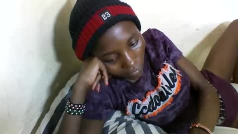 Snapshot of sexyneedle22 chatting on 02.26.25 VIVIAN online show from 02.26.25