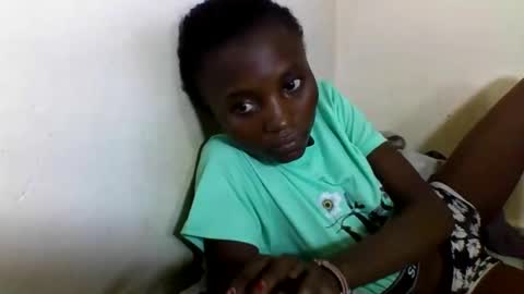 Snapshot of sexyneedle22 chatting on 03.01.25 VIVIAN online show from 03.01.25