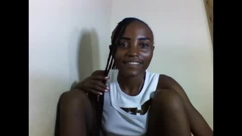 Snapshot of sexyneedle22 chatting on 03.04.25 VIVIAN online show from 03.04.25