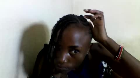 Snapshot of sexyneedle22 chatting on 03.08.25 VIVIAN online show from 03.08.25