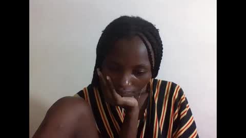 Snapshot of sexyneedle22 chatting on 11.01.25 VIVIAN online show from 11.01.25