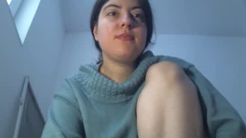 Snapshot of sexynyu18 chatting on 10.25.25 Alex online show from 10.25.25