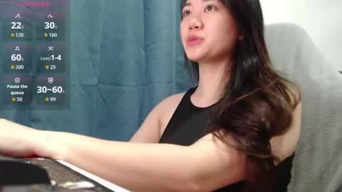 sexypenguin13 online show from 09.24.25