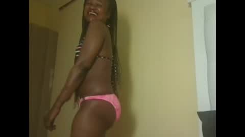 queenivy online show from 09.20.25