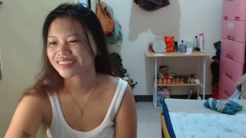 Snapshot of sexyreesebunny chatting on 04.19.26 Reese online show from 04.19.26