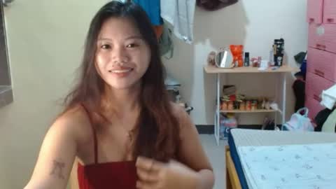 Snapshot of sexyreesebunny chatting on 04.20.26 Reese online show from 04.20.26