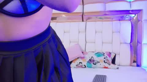 Snapshot of sexysister_ chatting on 02.24.26 Kendall online show from 02.24.26