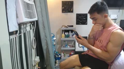 sexystrongcum online show from 02.17.26