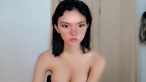 Snapshot of sexytight_tanya chatting on 10.04.25 sexytight_tanya online show from 10.04.25