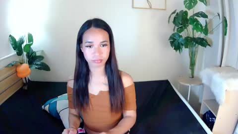 sexytrixie11 online show from 05.17.26