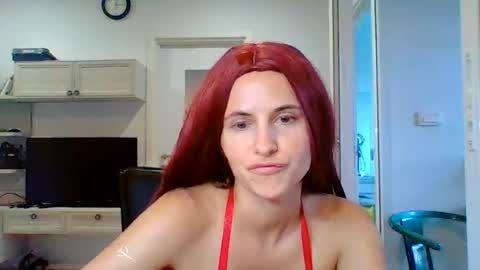 Snapshot of sexyviolettcat chatting on 06.27.26 Victory online show from 06.27.26