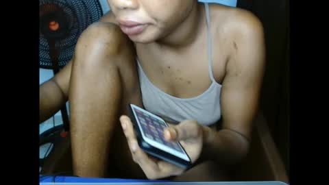 Snapshot of sexyxpeach chatting on 10.25.25 sexyxpeach online show from 10.25.25