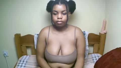 sexyyred_ online show from 03.02.26