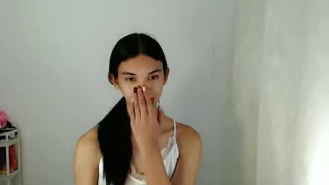 Snapshot of sexyzendaya_69 chatting on 10.19.25 Zendaya online show from 10.19.25