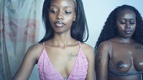 Snapshot of sexyzuriel chatting on 03.08.26 sexyzuriel online show from 03.08.26