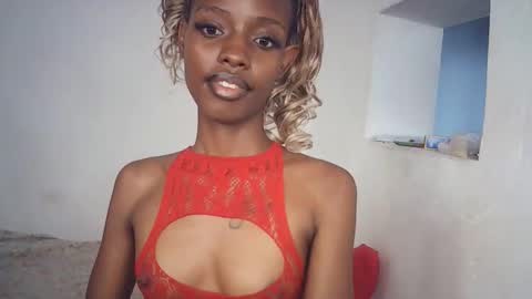 Snapshot of sexyzuriel chatting on 03.22.26 sexyzuriel online show from 03.22.26