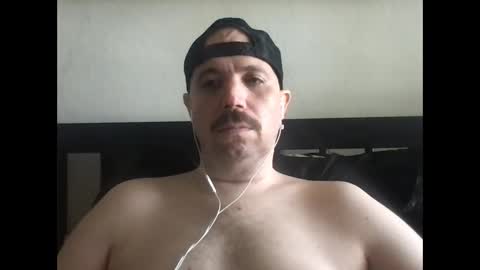 Snapshot of sfgiants1982 chatting on 10.04.25 sfgiants1982 online show from 10.04.25